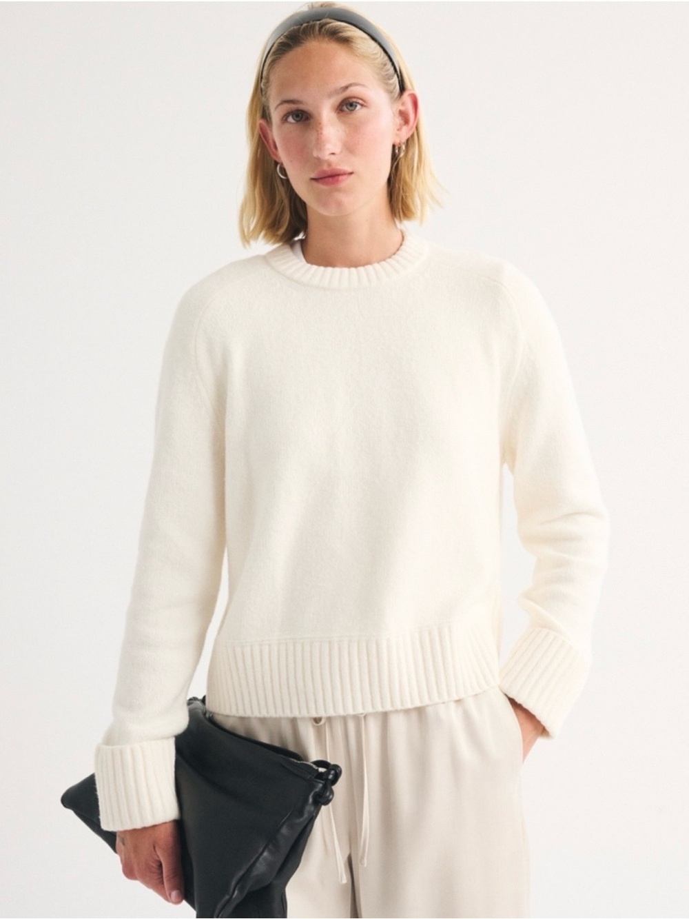 Abercrombie & Fitch Cream Madeline Crew Sweater, Large